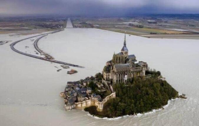 Gites Le Mont Desclos Saint Michel Beauvoir  Rum bild